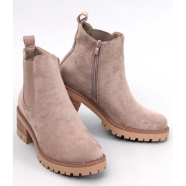 Khakifarbene Chelsea-Stiefel aus Wildleder mit hohem Absatz beige 1