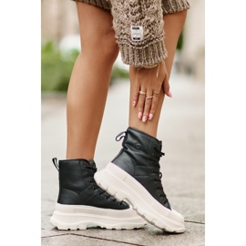 Lederisolierte Sneakers auf massiver Plattform Big Star OO274A599 Schwarz 3