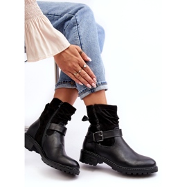 Erynn Flache Damenstiefel mit Schnalle, Schwarz 3