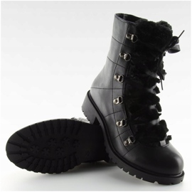 K90 Schwarze Stiefel mit Fell 7
