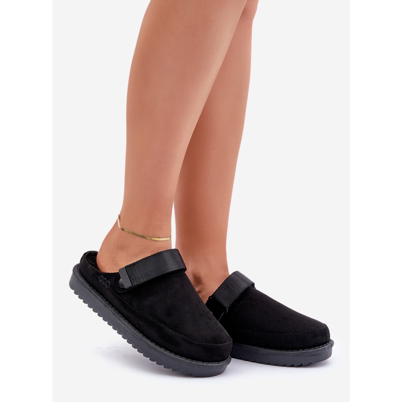 Isolierte Damen-Hausschuhe auf Plateausohle, Schwarz 1