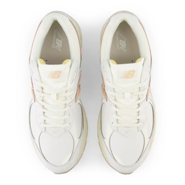 New Balance U M2002RVF Schuhe weiß 6