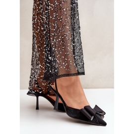 Schwarze High Heels aus Stoff mit Schleife 3