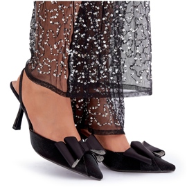 Schwarze High Heels aus Stoff mit Schleife 9