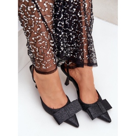 Glänzende schwarze High Heels mit Schleife 6