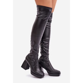 Taillierte Overknee-Stiefel, Schwarz 1