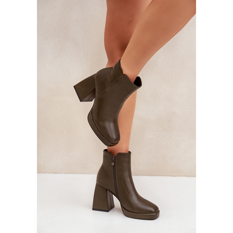 Stiefeletten aus Öko-Leder mit hohem Absatz, Dunkelgrün 2