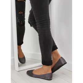 Ballerinas aus grauem Satin A8621 grau 2