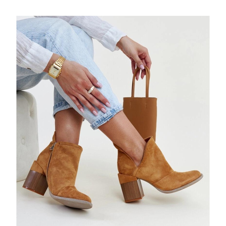 Braune Stiefeletten mit Cut-Out-Block von Brankka - Solea 1
