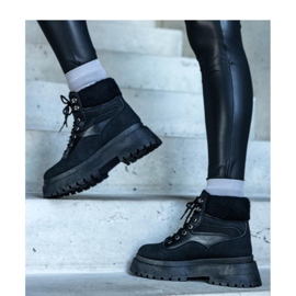 Schwarze Sneakers mit dicker Sohle und Fell von Best - Solea 1