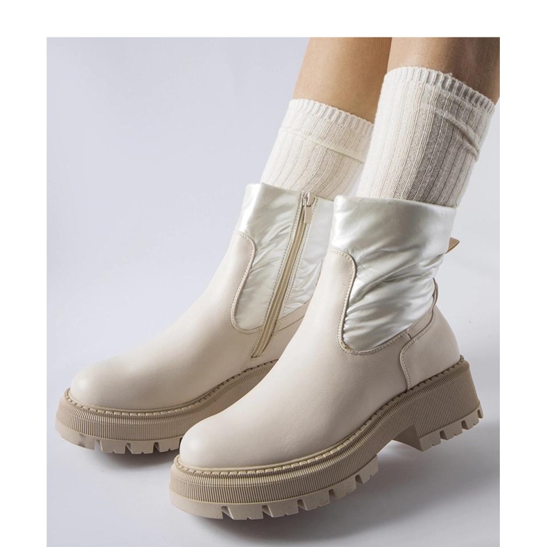 Beige Stiefeletten mit dekorativem Obermaterial von Garrett - Solea 1