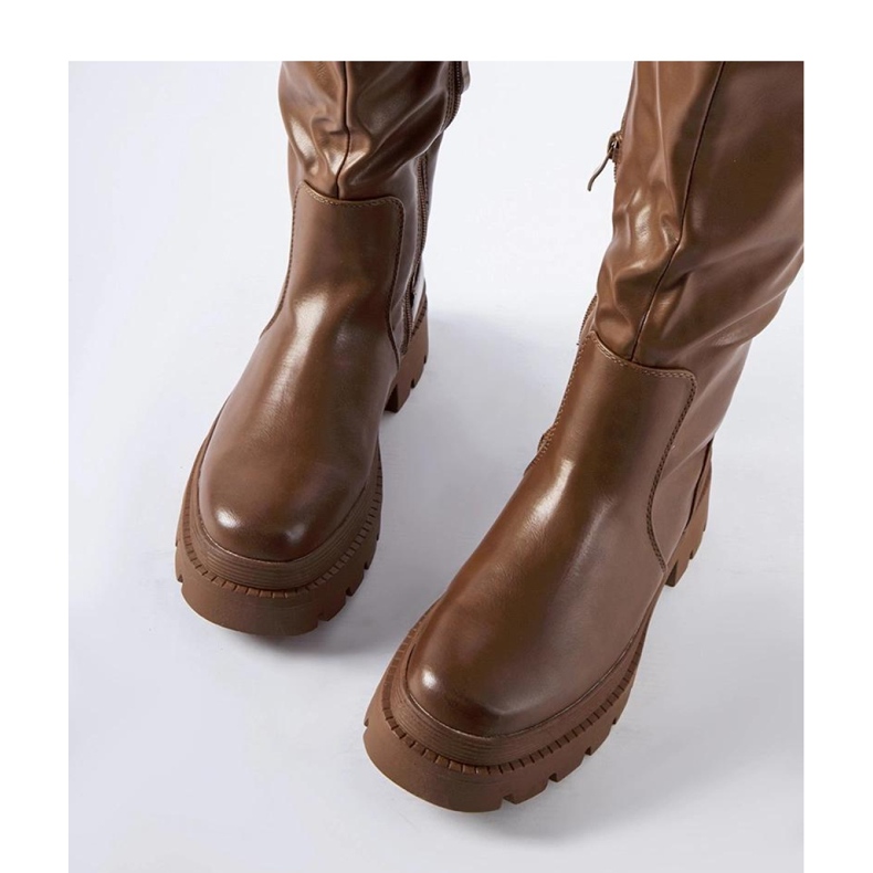 Braune, flache, klassische Stiefel von Christien - Solea 1