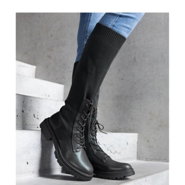 Grüne Slip-On-Stiefel mit flexiblem Obermaterial aus Material von Luana - Solea 1