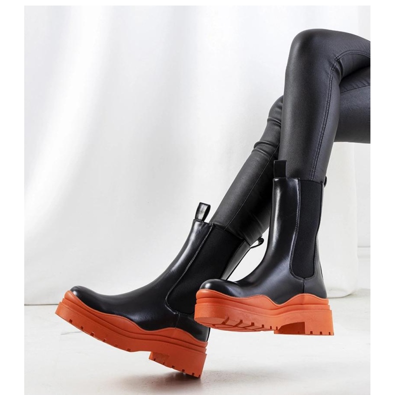 Schwarze Stiefeletten mit orangefarbener Sohle Nester - Solea 1