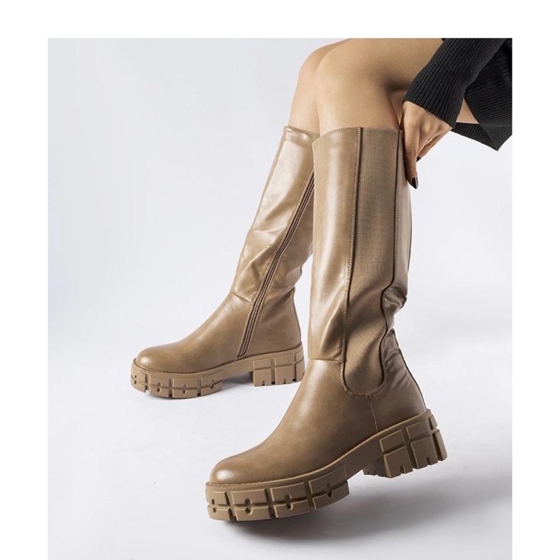 Braune isolierte flache Stiefel von Ceredano - Solea 1