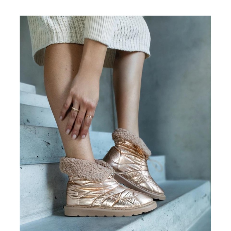 Goldene isolierte Schneestiefel mit Manschette Caellita - Solea 1