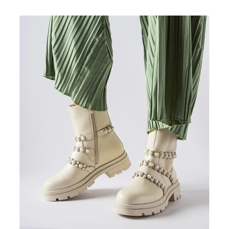 Beige Stiefeletten verziert mit Callicratide-Perlen – Solea 1