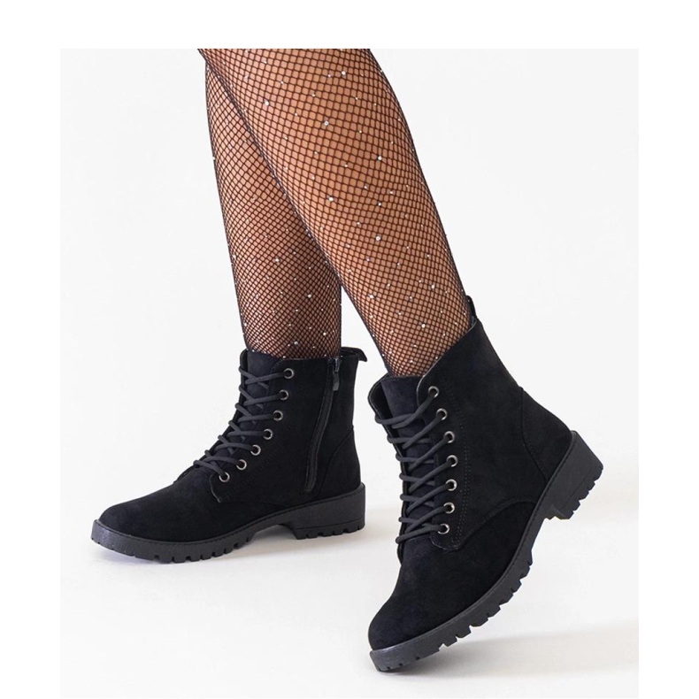 Schwarze Arbeitsstiefel aus Öko-Wildleder 1