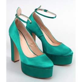 Grüne Plateaupumps 5