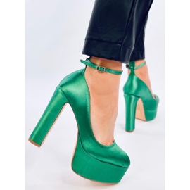 Grüne Plateaupumps 3