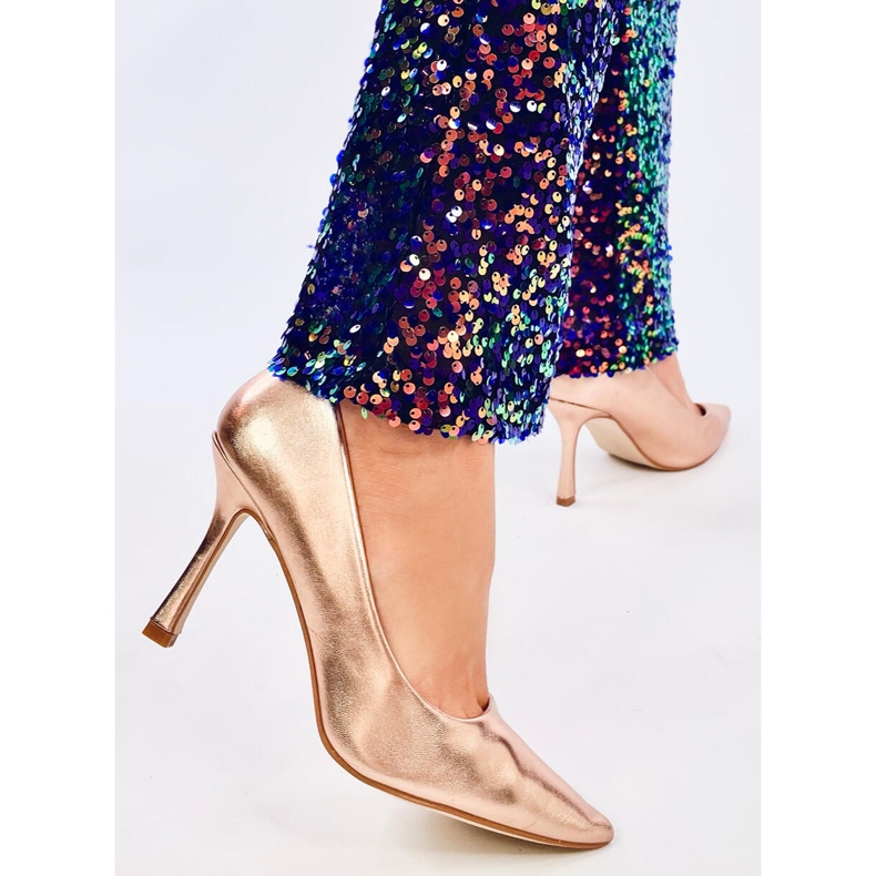 Champagnerfarbene Damen-High-Heels aus Vollnarbenleder golden 1