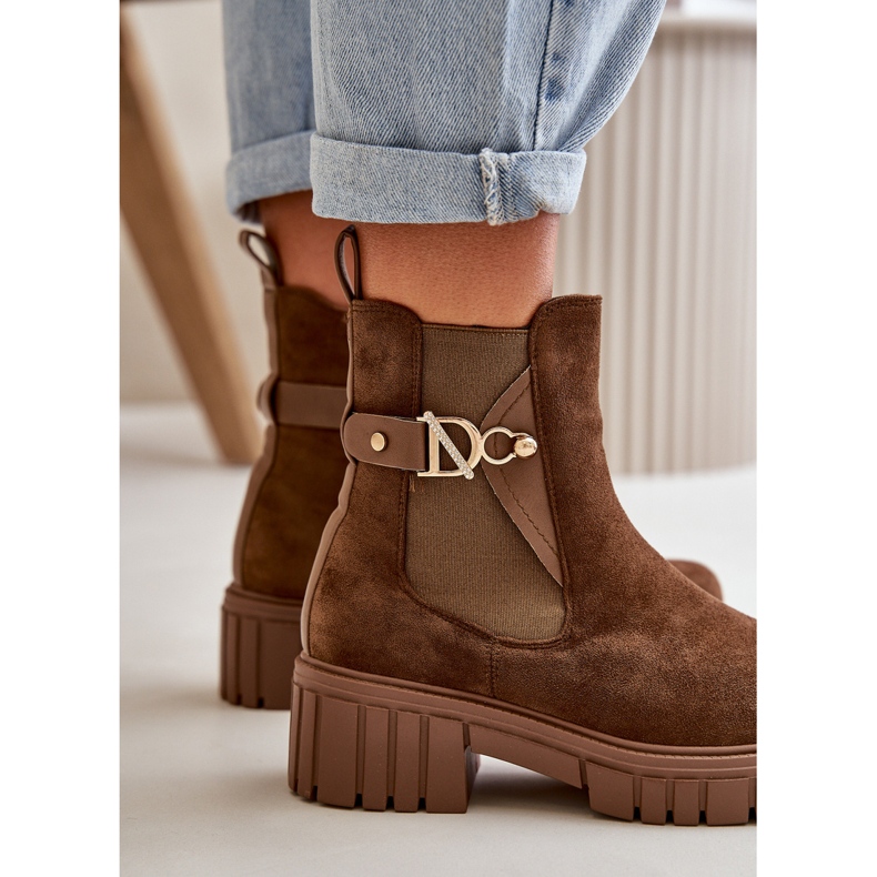 Seastar Braune isolierte Damen-Stiefeletten aus Öko-Wildleder mit Golddetail Bervena 3