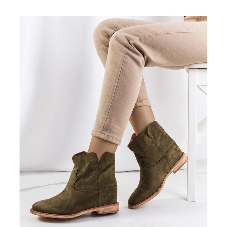 Grüne Stiefeletten mit Innenkeil von Zoki - Solea 1