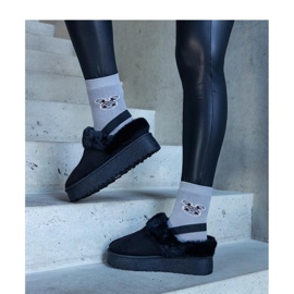 Schwarze Plateau-Slipper mit Fellverzierung und elastischem Band an der Ferse 1