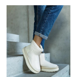 Beige warme Plateau-Schneestiefel 1