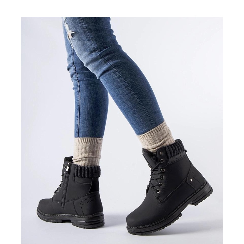 Schwarze isolierte Damenstiefel Araujo - Solea 1