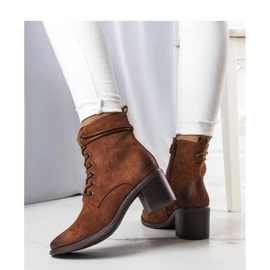 Braune Schnürstiefeletten 3
