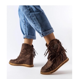 Braune Keilstiefel 2