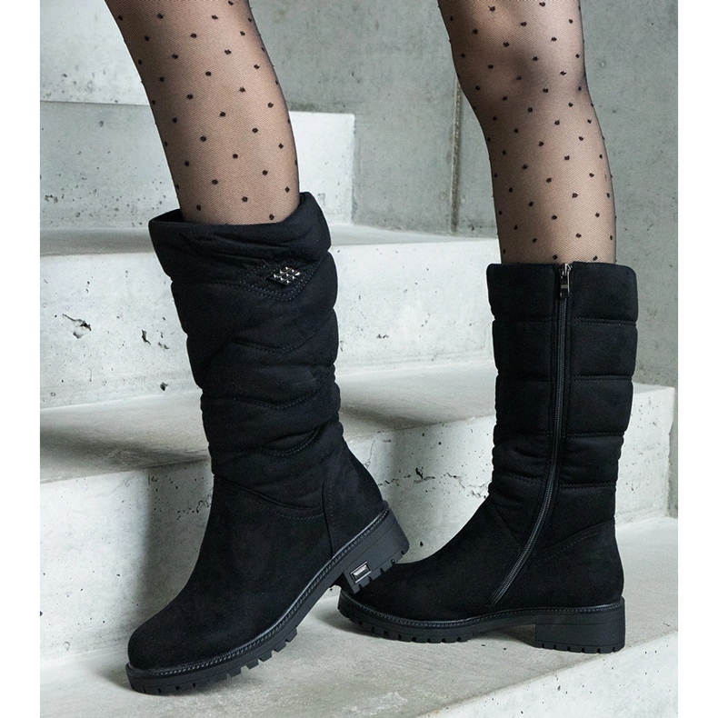 PA1 Schwarze isolierte Stiefel von Jaelynn 2