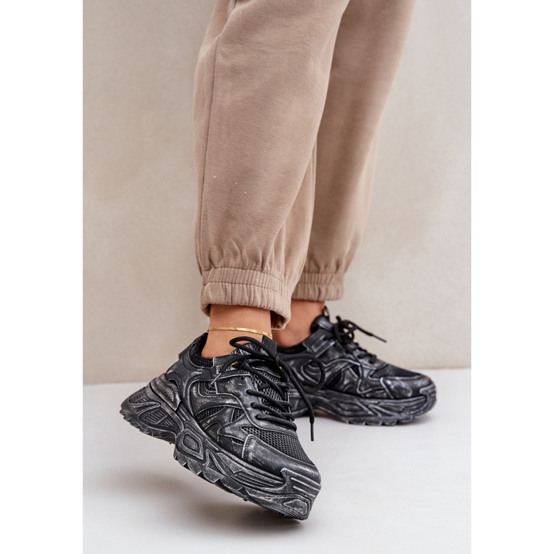 Sportschuhe abgewischt Modell 8952 Schwarz 1