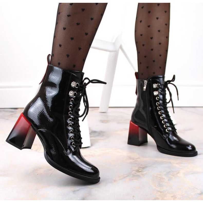 Lack-Stiefeletten mit hohen Absätzen D&amp;A S.Barski Premium Collection W OLI225A schwarz 2