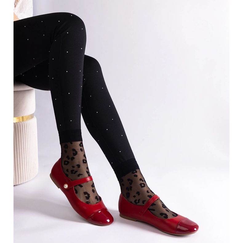 Rote Ballerinas mit Lackspitze und Klettverschluss 1