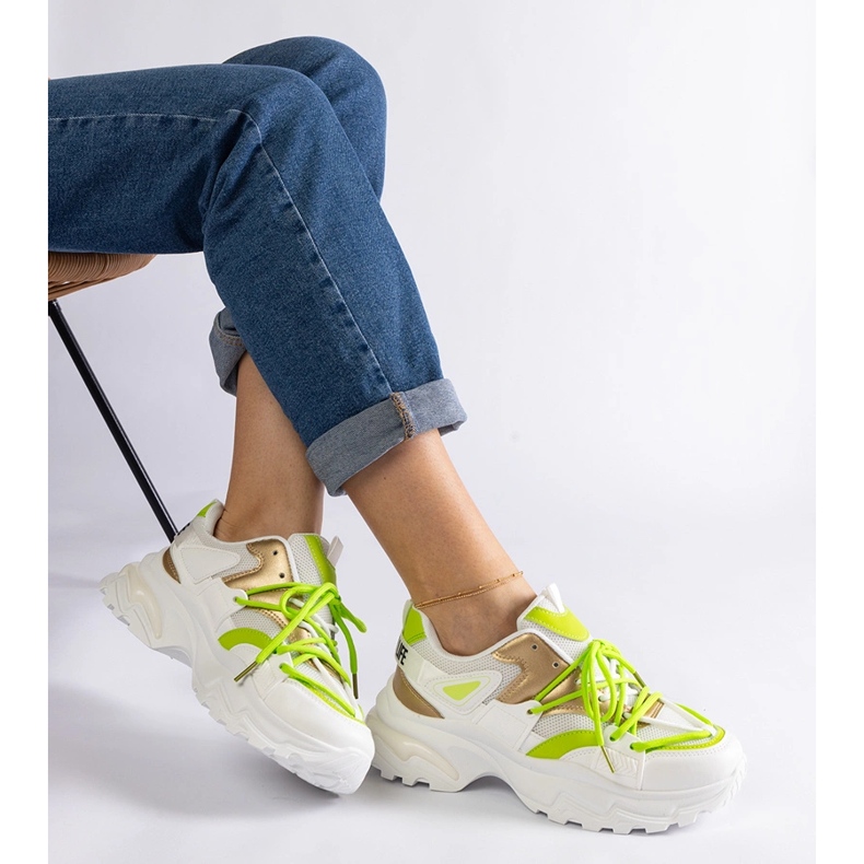 Weiße Sport-Sneaker 2