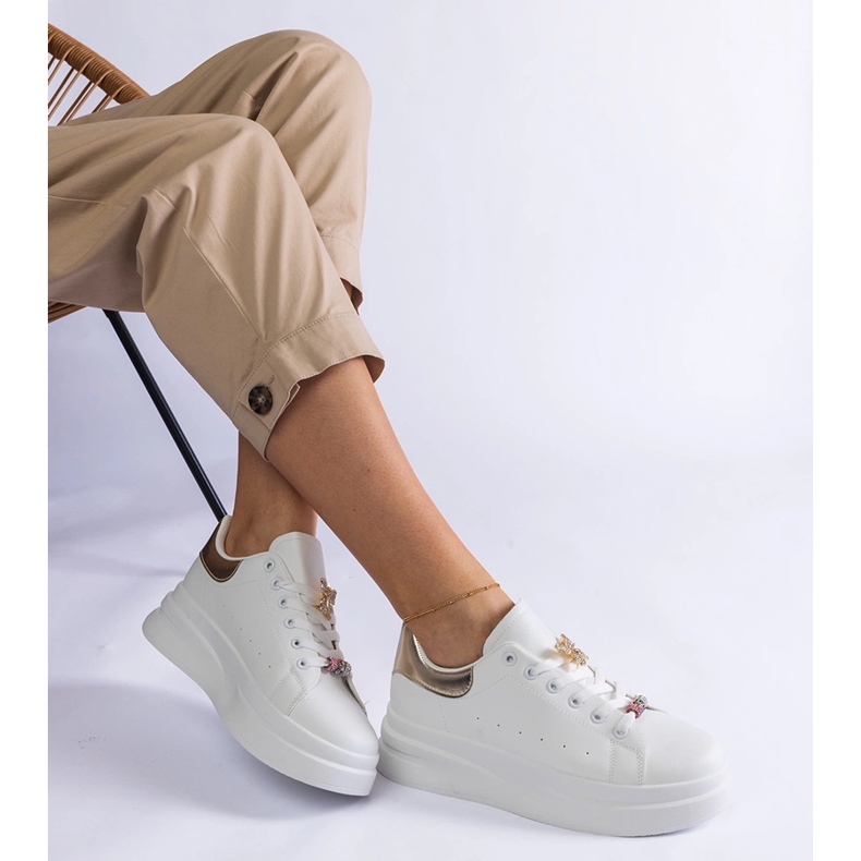 Weiße Plateau-Sneaker mit Schmetterlingsmotiv 1