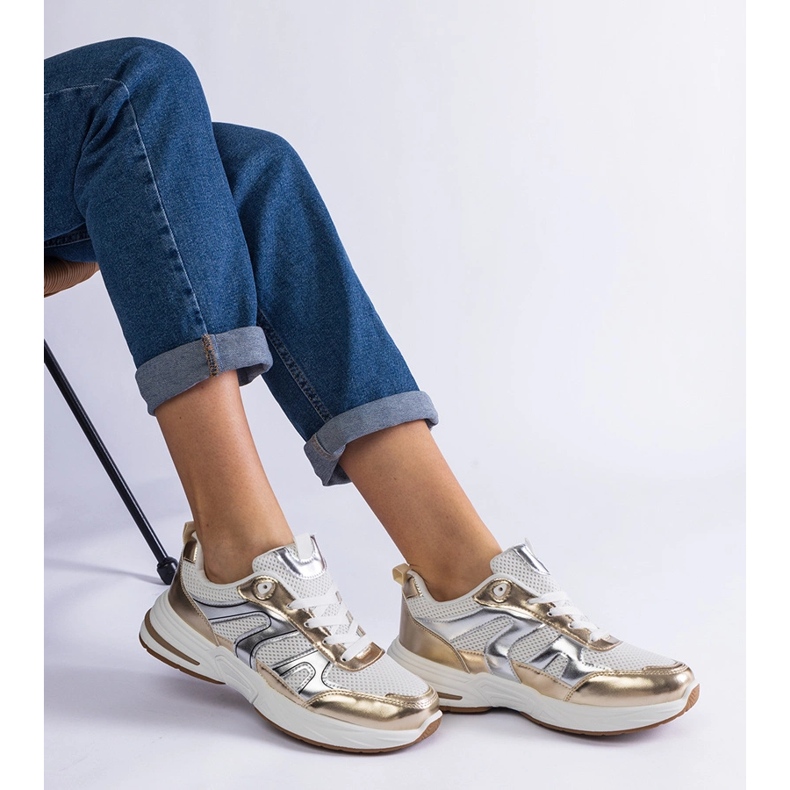 Sport-Sneaker aus Stoff mit goldenen Einsätzen 2