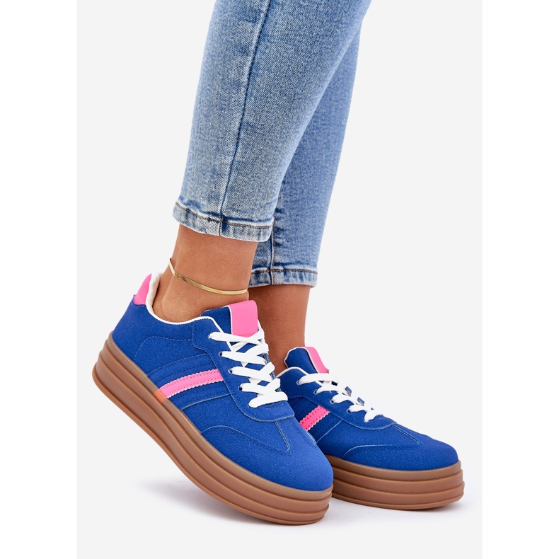 Frauen-Sneaker auf der blauen Pink-Plattform 1