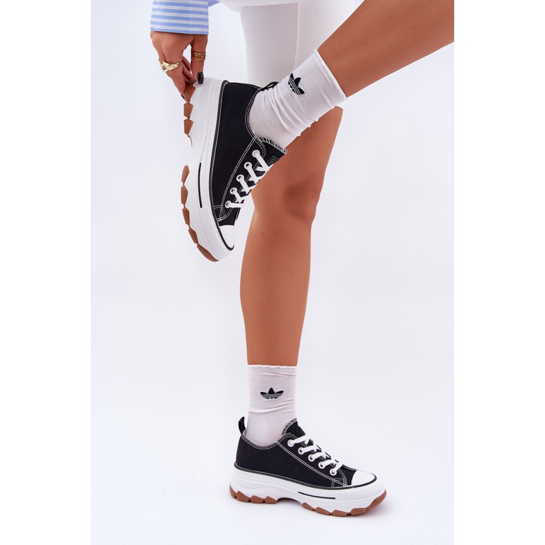 News Niedrige Frauen -Turnschuhe auf der Plattform schwarz 2