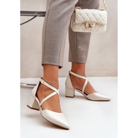 Pumpen auf der Eco Leder Post Sergio Leone Pearl beige 2