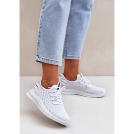 Frauen in den Handsportschuhen weiß weiß 2