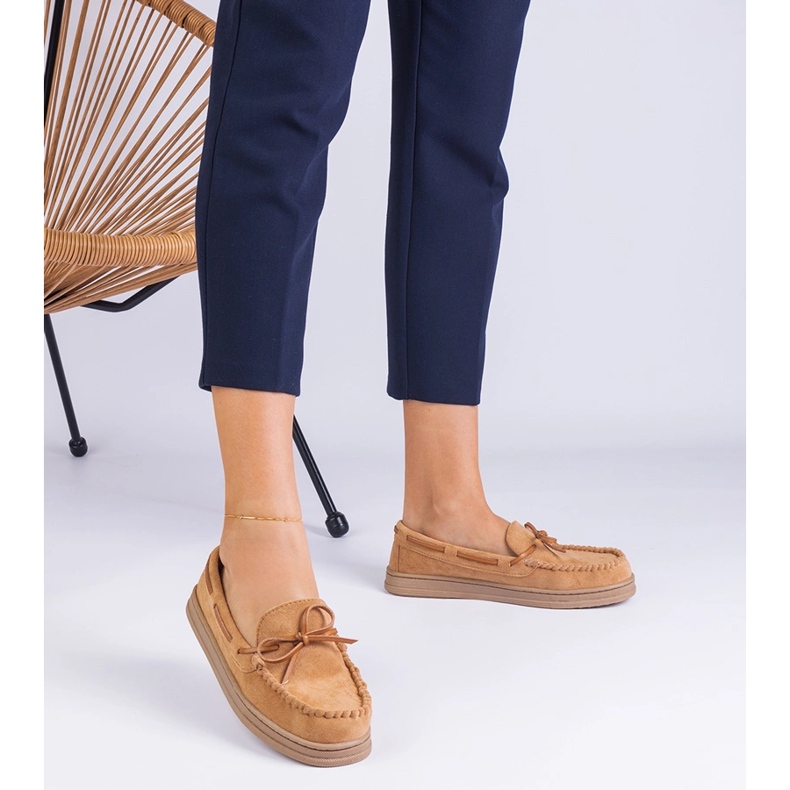 Brown Damen -Slipper aus Ekozamsz mit einem Bogen braun 1