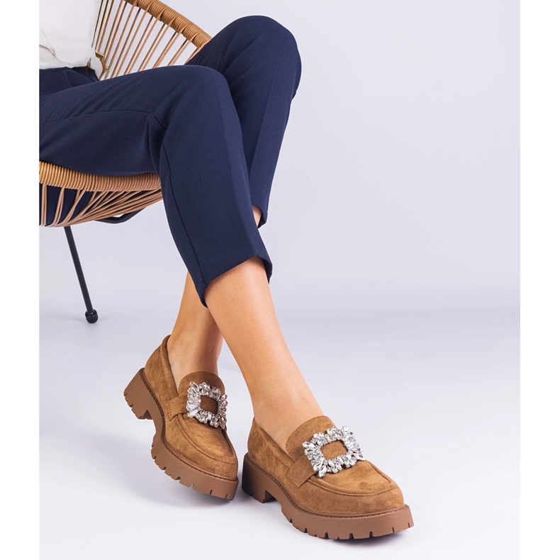 Brown Women's Slaser aus Ekozamsz mit einer eleganten Dekoration braun 2