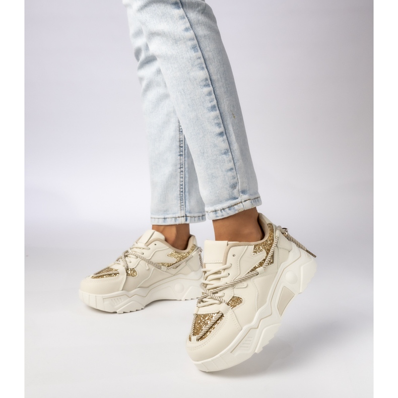 Frauensport-Sneaker Beige-Gold 1