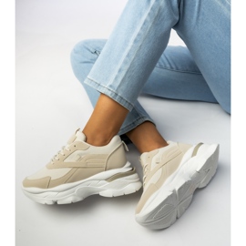 Beige Sport -Sneaker von Frauen 1