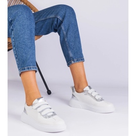 Weiß- und Silber -Turnschuhe für Frauen für Klettverschlüsse mit Glitzer dekoriert 1