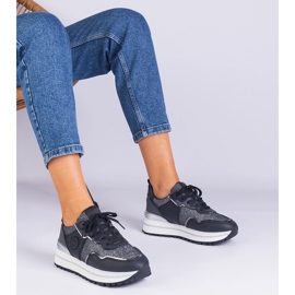 Schwarze Frauen -Turnschuhe mit Glitzer dekoriert 1