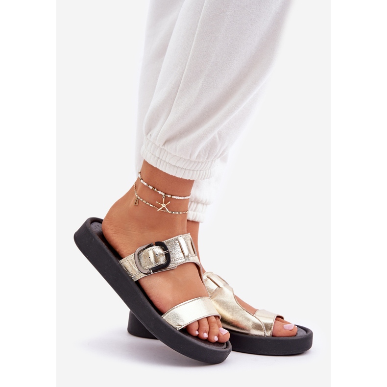 Damen -Leder -Pantoffeln auf der Zazoo 3024 Zloty -Plattform golden 1